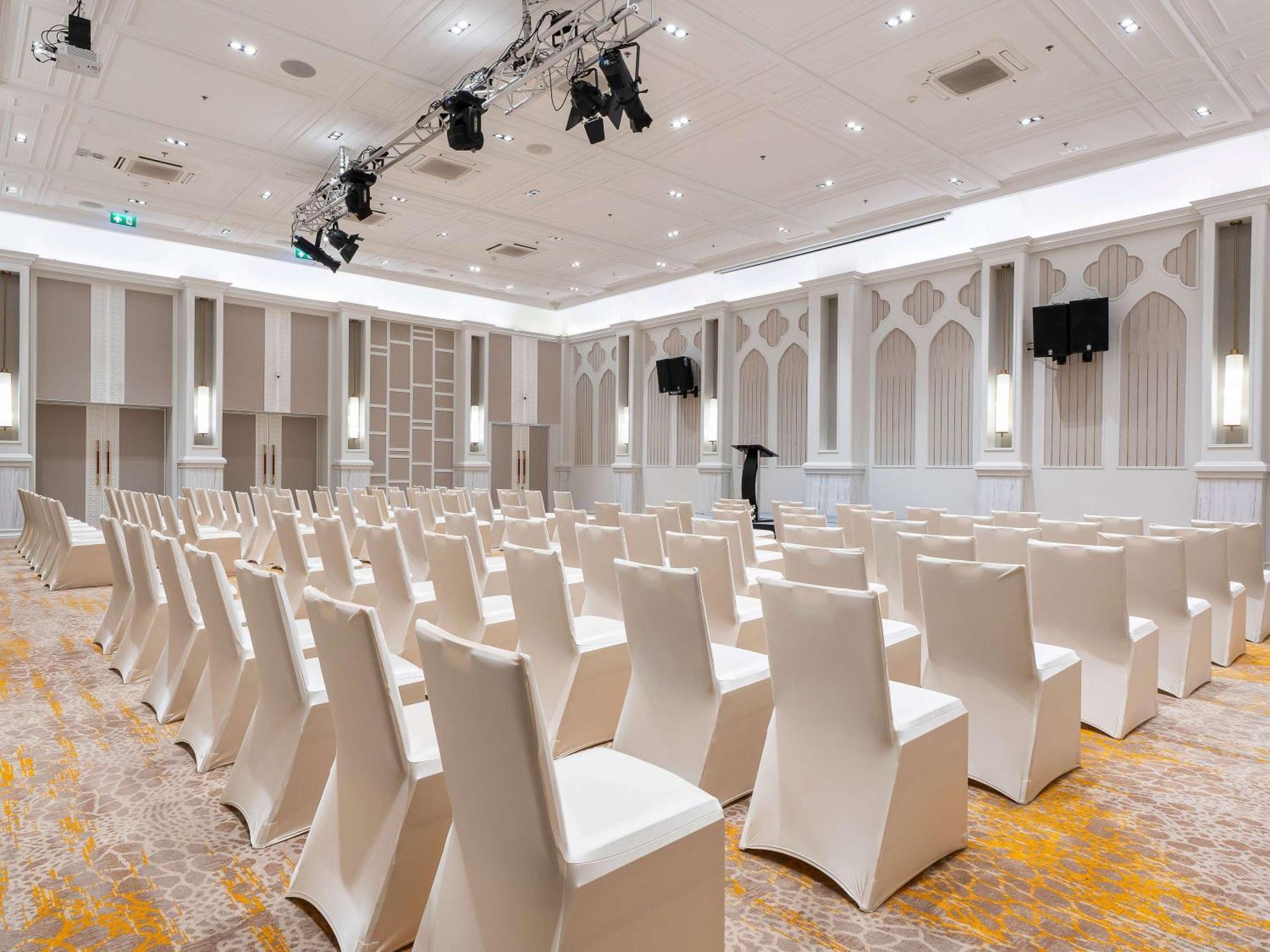Moevenpick Myth Hotel Patong Phuket المظهر الخارجي الصورة The ballroom