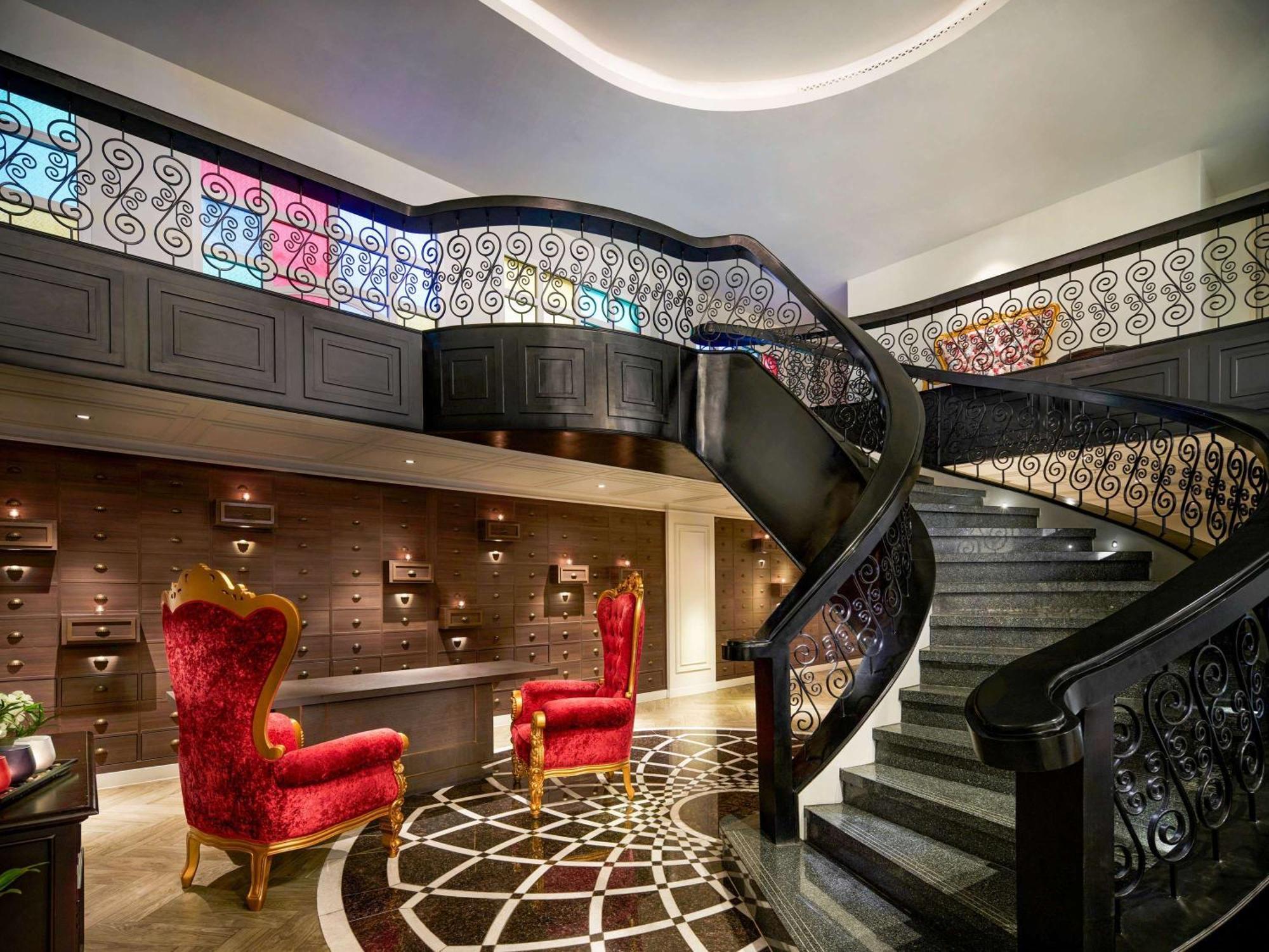 Moevenpick Myth Hotel Patong Phuket المظهر الخارجي الصورة The lobby of the Mandarin Oriental, Kuala Lumpur